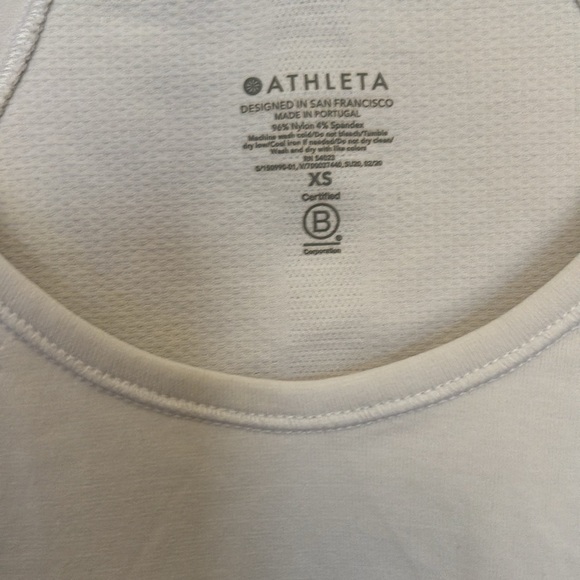 Athleta tee - Picture 3 of 3